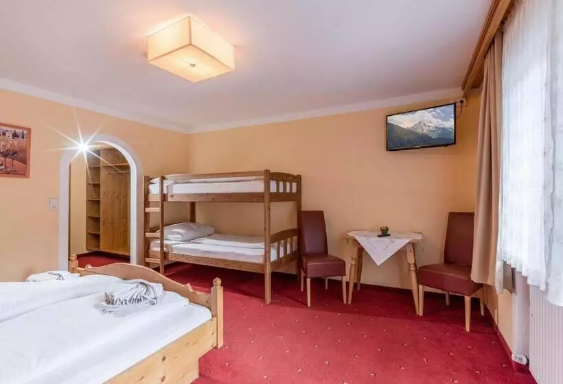 ベッドアンドブレックファースト Restaurant Sidan