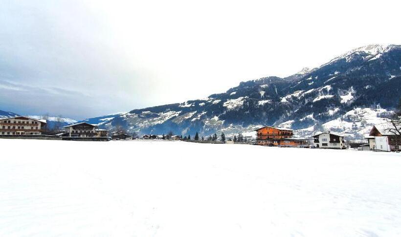 مبيت وإفطار Restaurant Sidan