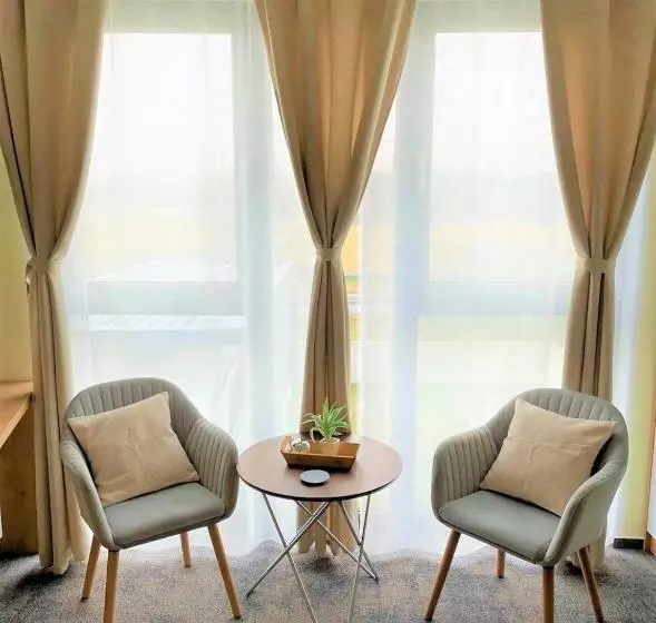 Likedaheim Apartments