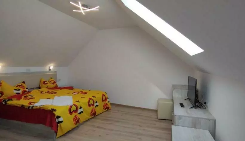 ペンション Calypso Rooms