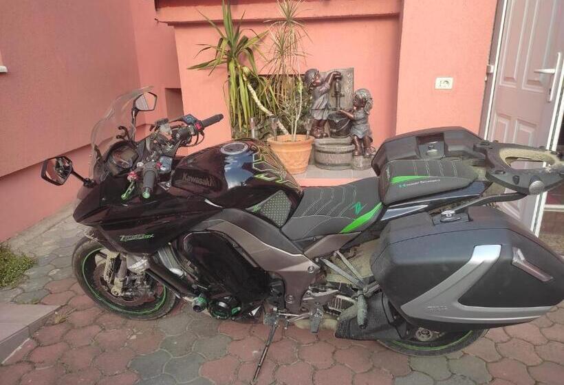 Pensione Calypso Rooms