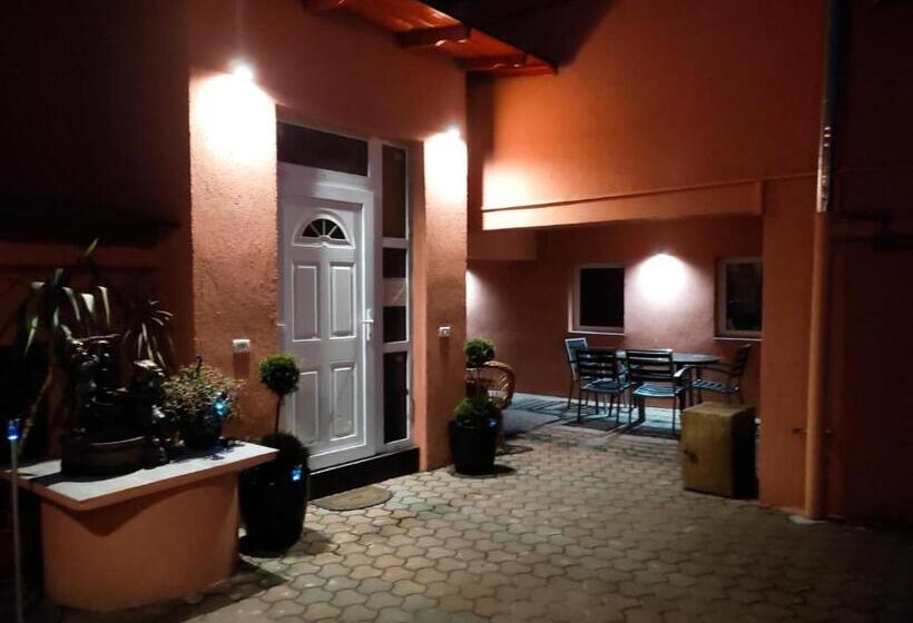 Pensione Calypso Rooms