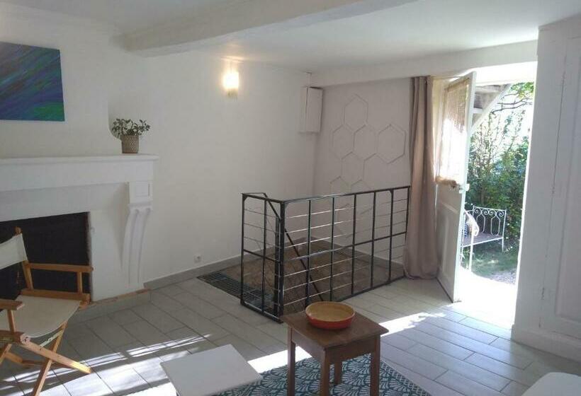 ペンション Magnolias