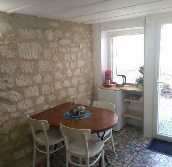 ペンション Magnolias