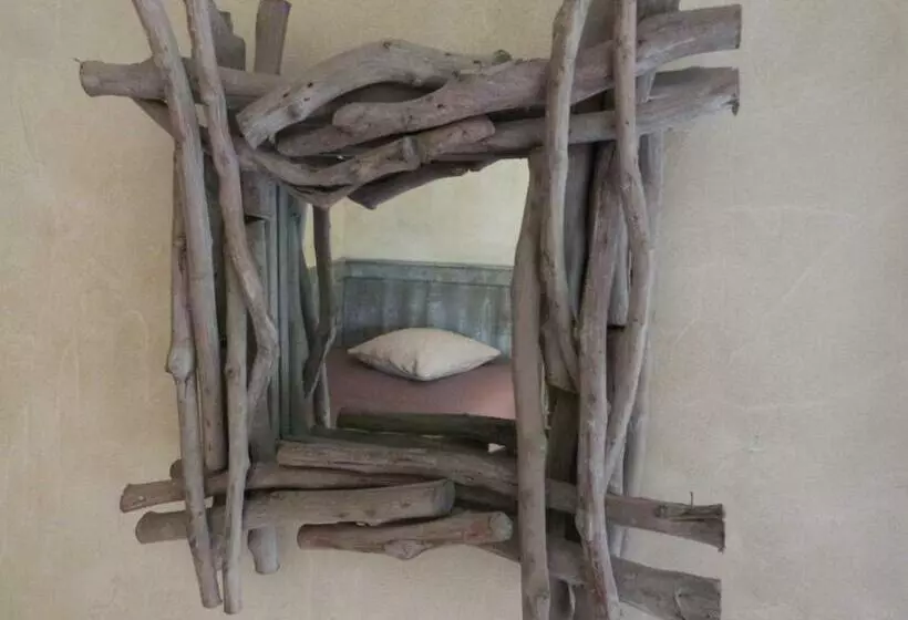 Aamiaismajoitus (B&B) Le Puits De La Foltière