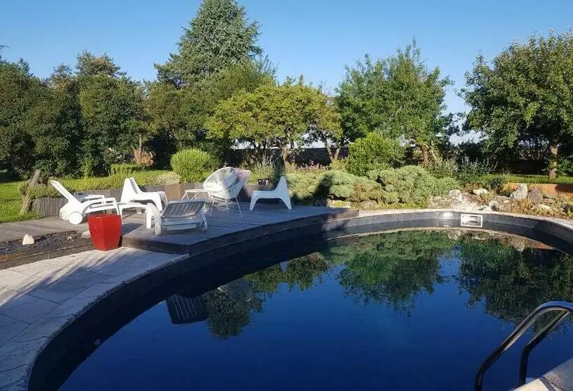 Aamiaismajoitus (B&B) Le Puits De La Foltière