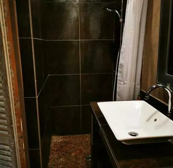 Aamiaismajoitus (B&B) Le Puits De La Foltière