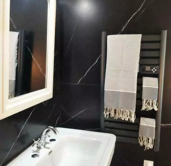 Aamiaismajoitus (B&B) Mimis House