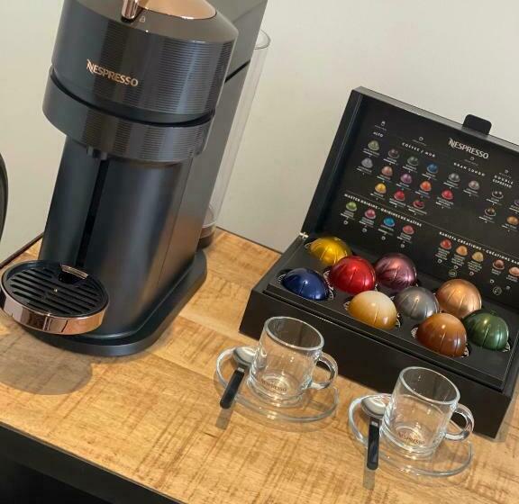 هتل L Excellence Avignon   Suite Luxe Sauna, Hammam & Jaccuzzi