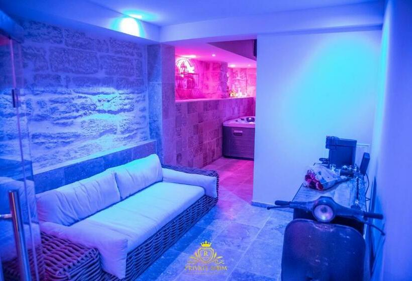 هتل L Excellence Avignon   Suite Luxe Sauna, Hammam & Jaccuzzi