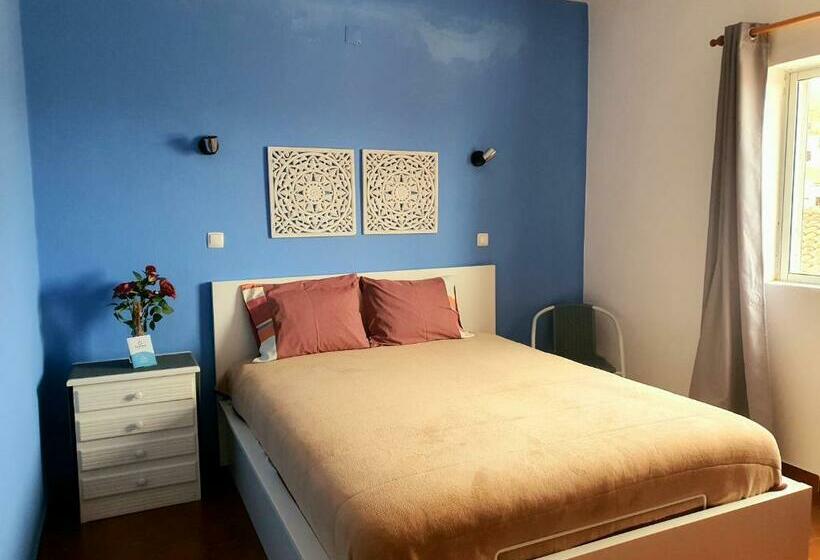 بنسيون Casa Olívia