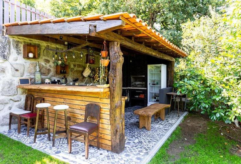 بنسيون Home, By Julieta