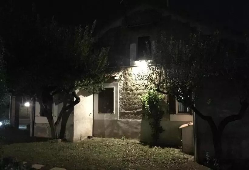 تختخواب و صبحانه Giunti Agriturismo & Camere