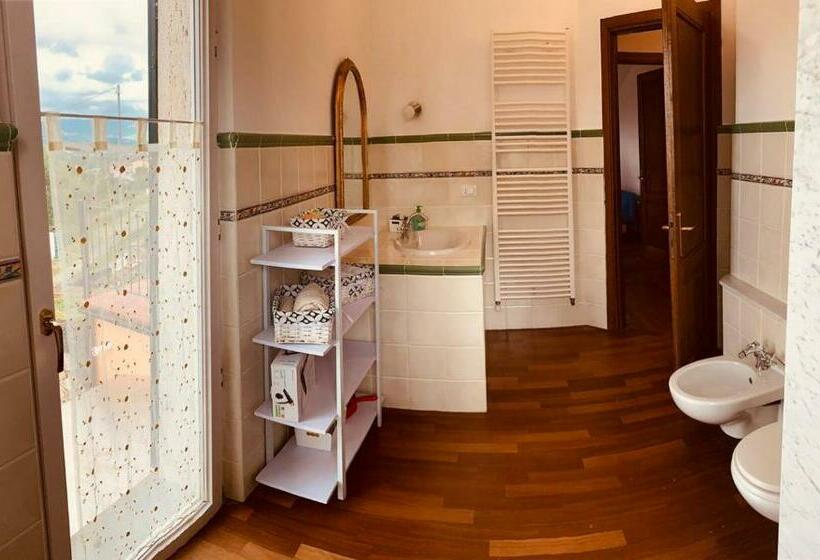 ペンション Finestra Tra Le Stelle