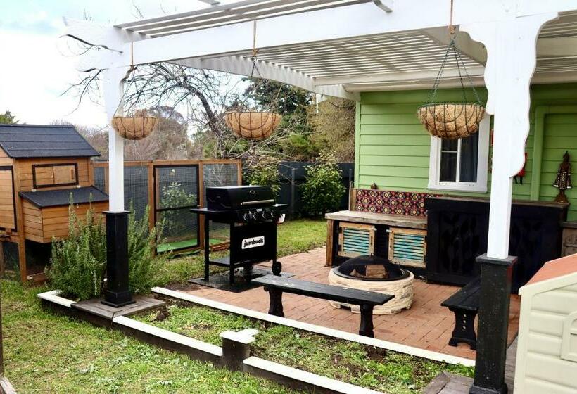 ベッドアンドブレックファースト Clover Cottage Uralla