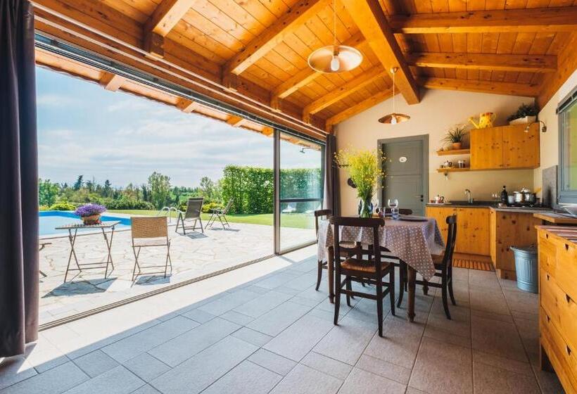 Bed and Breakfast Il Casotto Nelle Langhe