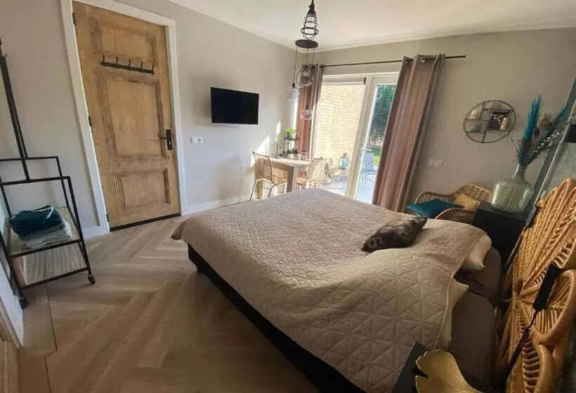 Aamiaismajoitus (B&B) Paauwze