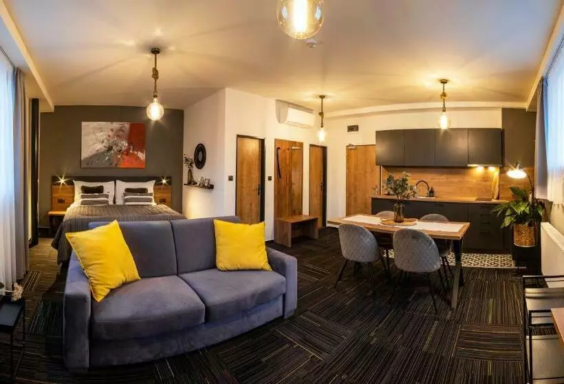 Majatalo Penzión Mamut Revúca