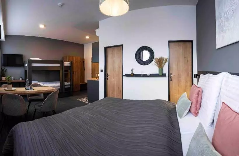 Majatalo Penzión Mamut Revúca