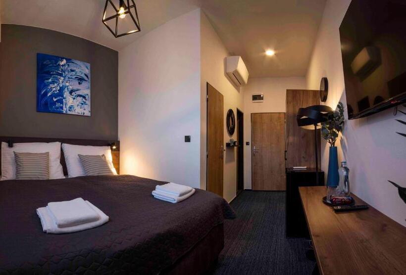 بنسيون Penzión Mamut Revúca