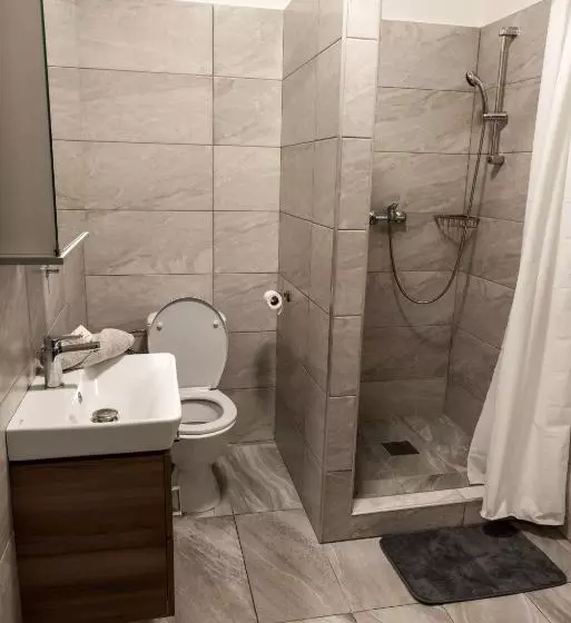 پانسیون Penzion A Restaurace Kamínek