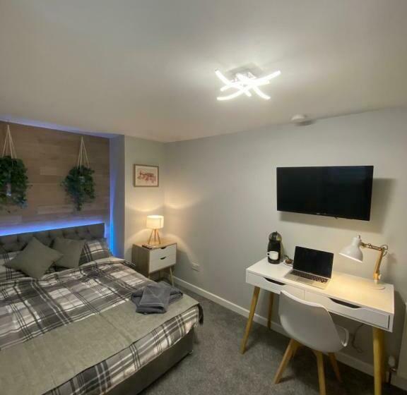 پانسیون Shore Street Apartments