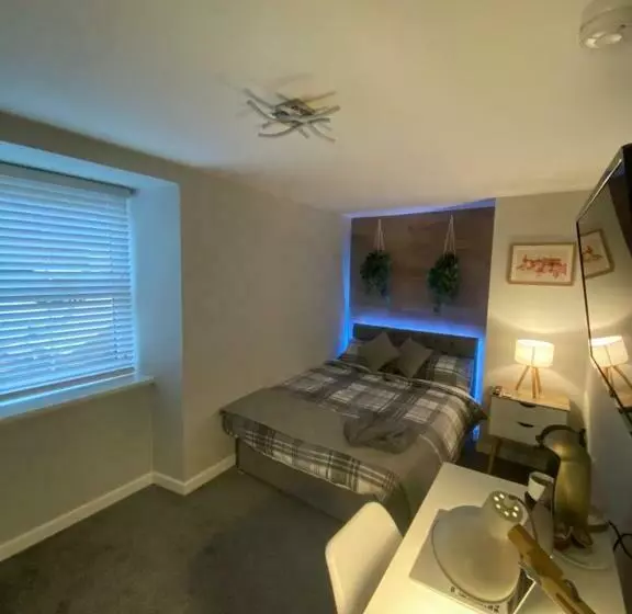 پانسیون Shore Street Apartments