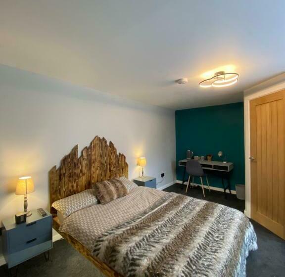 پانسیون Shore Street Apartments