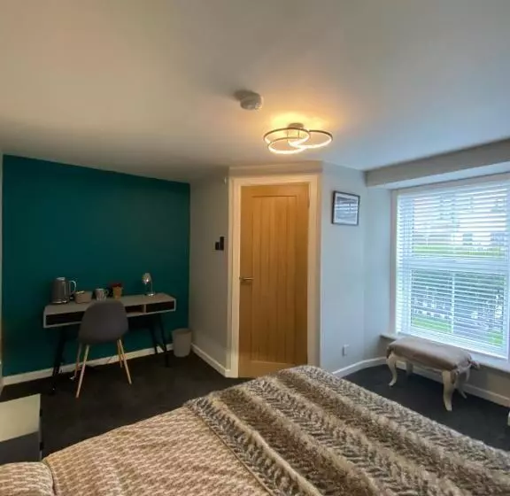 پانسیون Shore Street Apartments