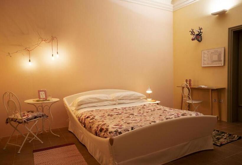 فندق صغير Antico Convento San Francesco