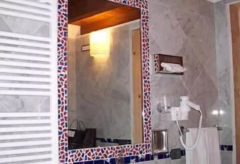 Antica Corte Hotel Residence Di Charme Ferrara