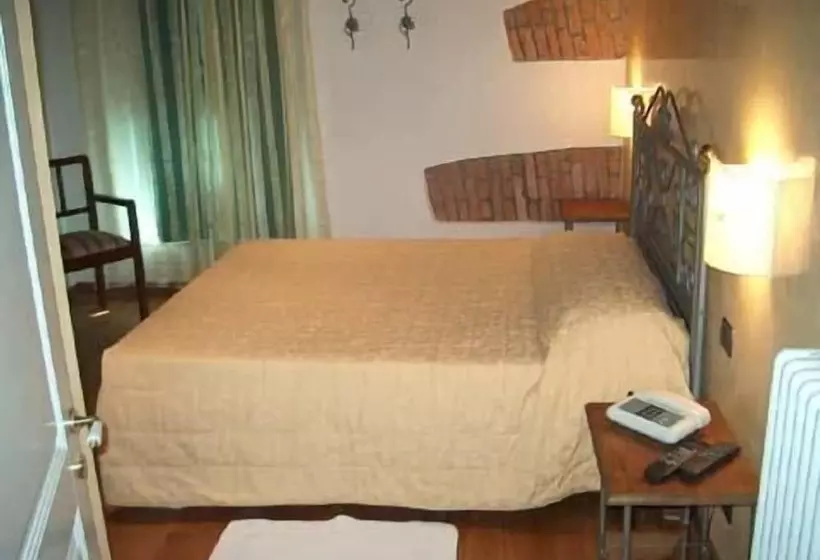 Antica Corte Hotel Residence Di Charme Ferrara