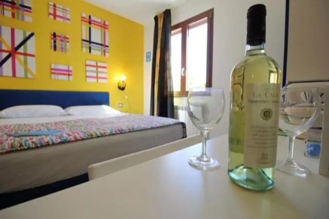 تختخواب و صبحانه Rosso Di Sera