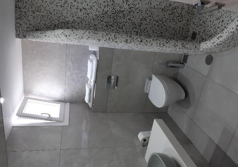 Emmanouela Studios & Villas