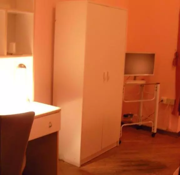 مسافرخانه Affittacamere Alla Stazione