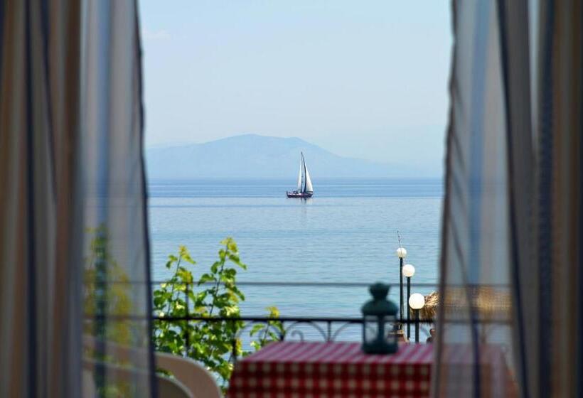 Отель Eros Beach