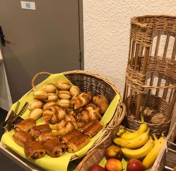 Hotel Hôtel Du Stade Ex Kyriad Direct Lille Est Stade Pierre Mauroy