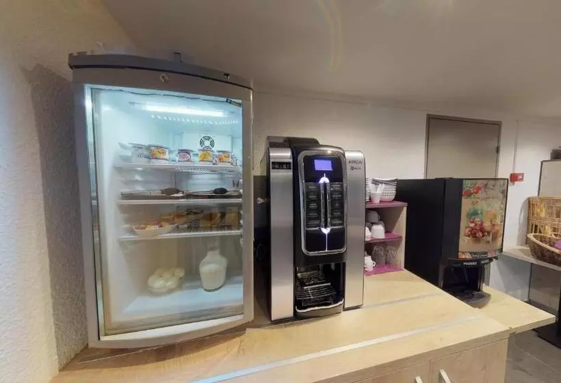 Hotel Hôtel Du Stade Ex Kyriad Direct Lille Est Stade Pierre Mauroy