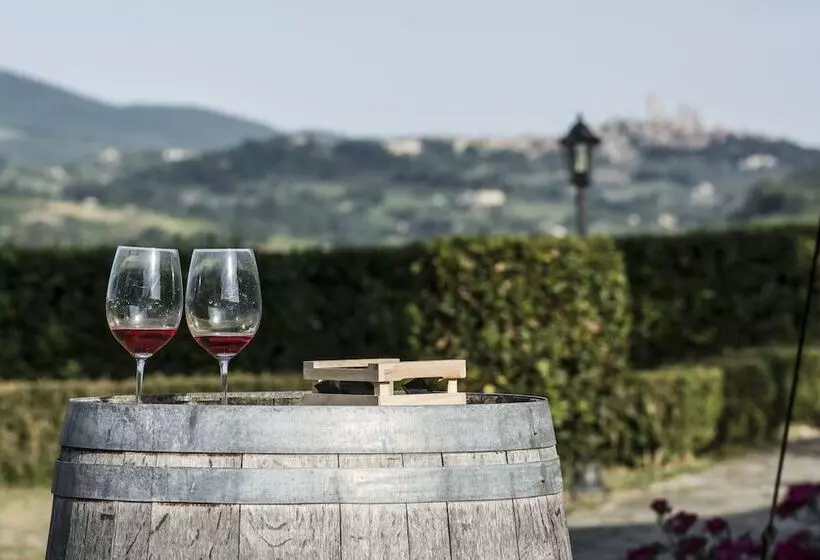 田舎風ホテル Croce Di Bibbiano