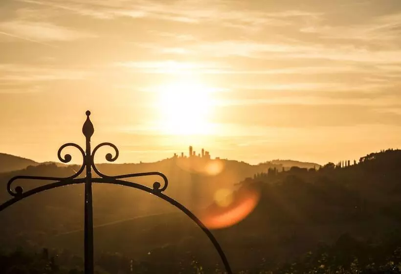 田舎風ホテル Croce Di Bibbiano