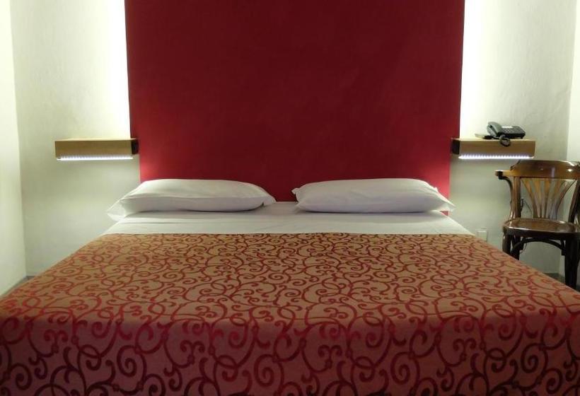 هتل Piccolo Puccini