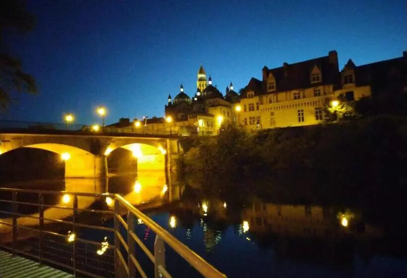 Chambre César B&b  Au 1er   Villa Chaumonty
