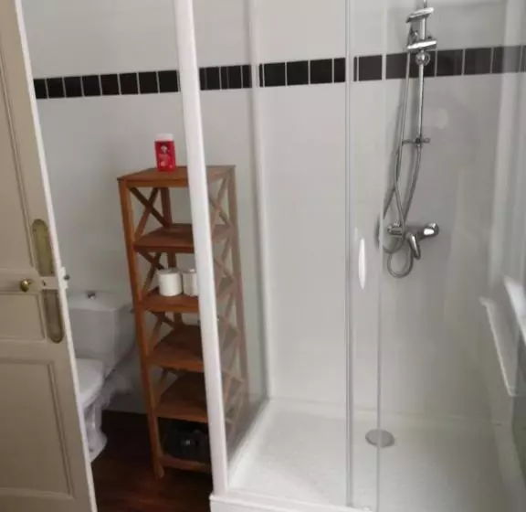 Aamiaismajoitus (B&B) Chambres D Hôtes Villa Alexina