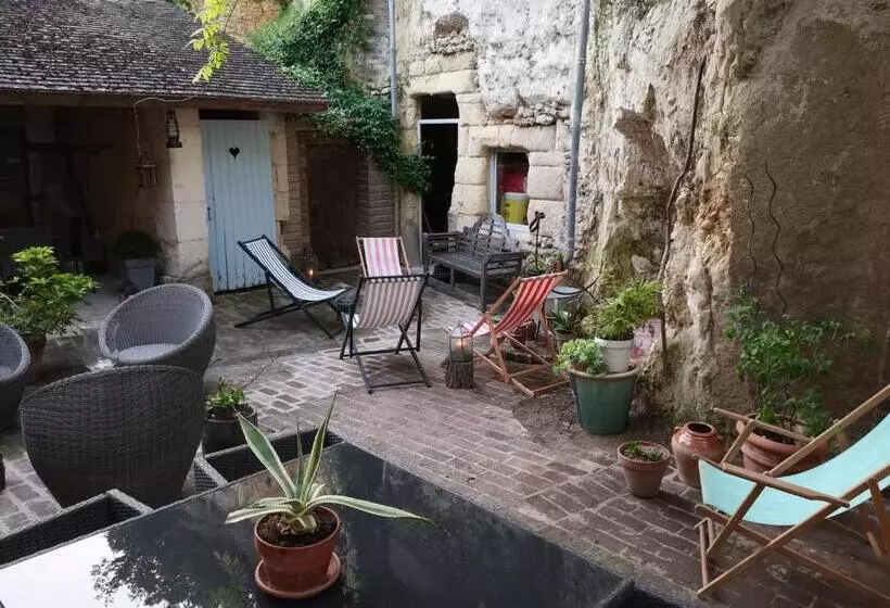 Aamiaismajoitus (B&B) Chambres D Hôtes Villa Alexina