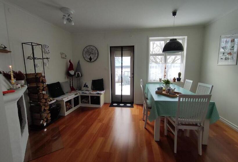 تختخواب و صبحانه Gothem Viby Bed&breakfast