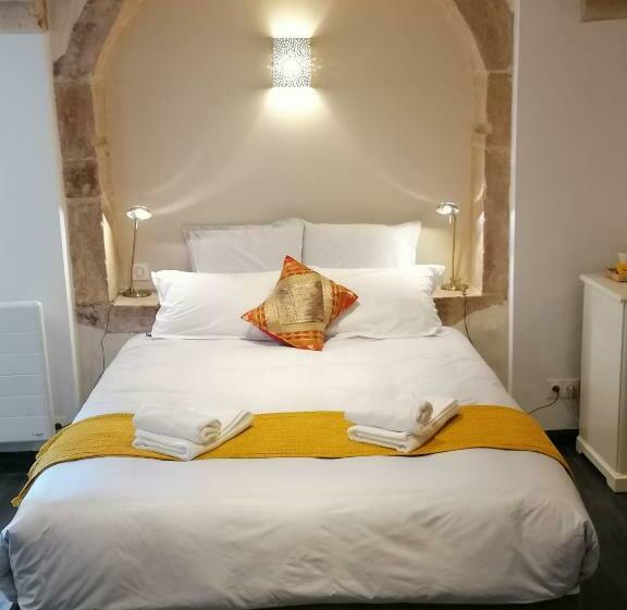 تختخواب و صبحانه L Antre Ami