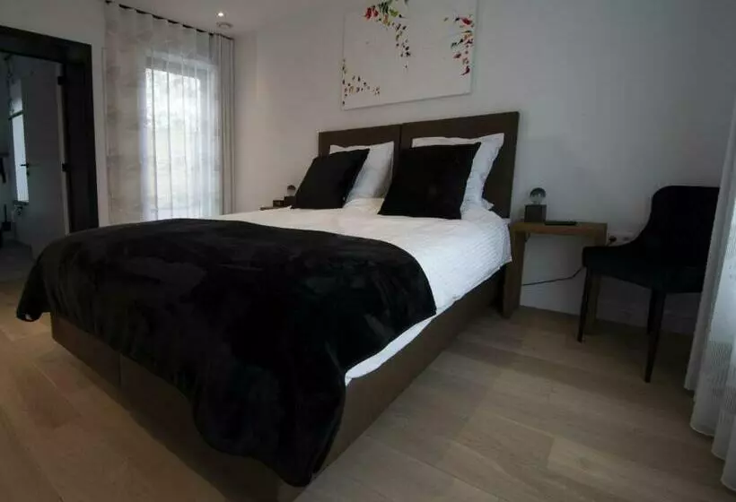 Aamiaismajoitus (B&B) T Pure Genot