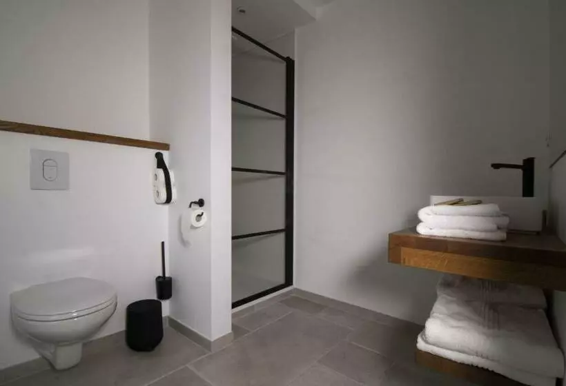 Aamiaismajoitus (B&B) T Pure Genot