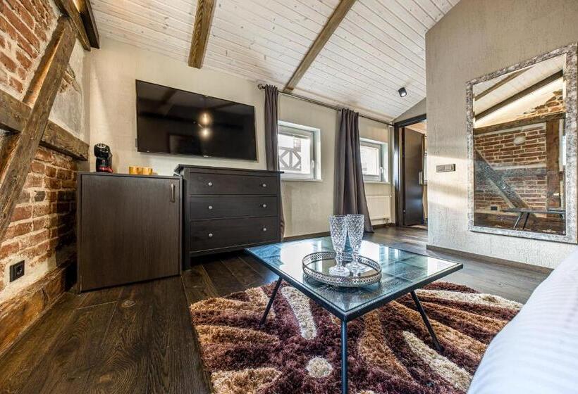 هتل Kurpiai   Suites & Spa