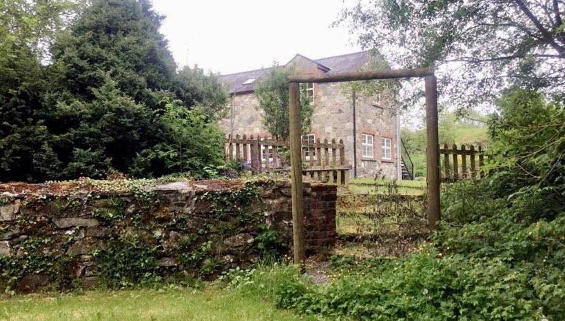 Nocleg ze śniadaniem Lacken Millhouse And Gardens